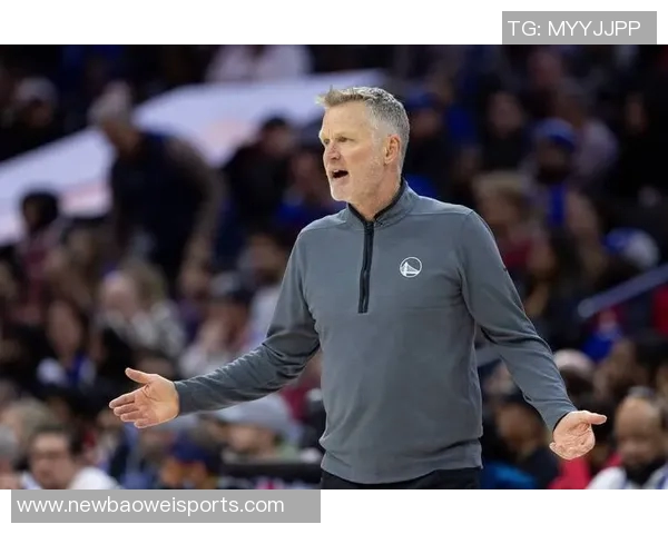 库里解读独特阵容背后的科尔战术理念球员们已习惯这种灵活打法